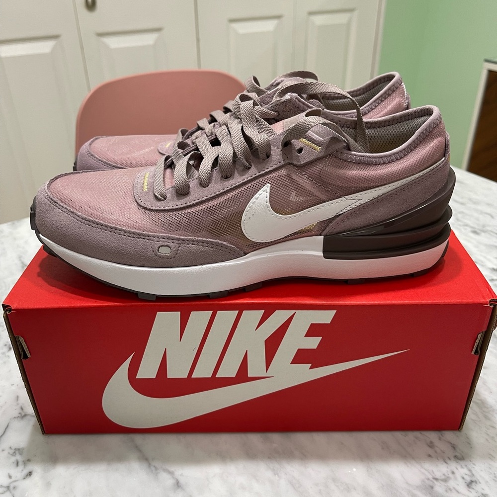 Nike Waffle One NEW